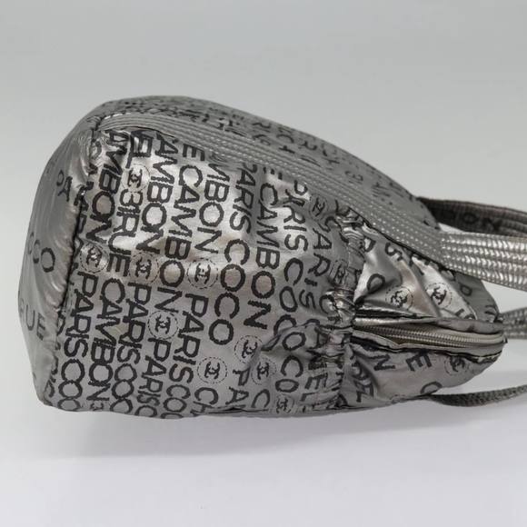 CHANEL Unlimited Tote Bag Nylon Silver CC Auth bs18167 - Picture 4 of 16